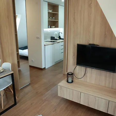 Apartment Borovi 15 Divcibare